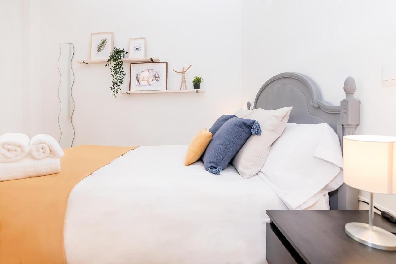Ollerias Historic Center Apartment Malaga Bagian luar foto